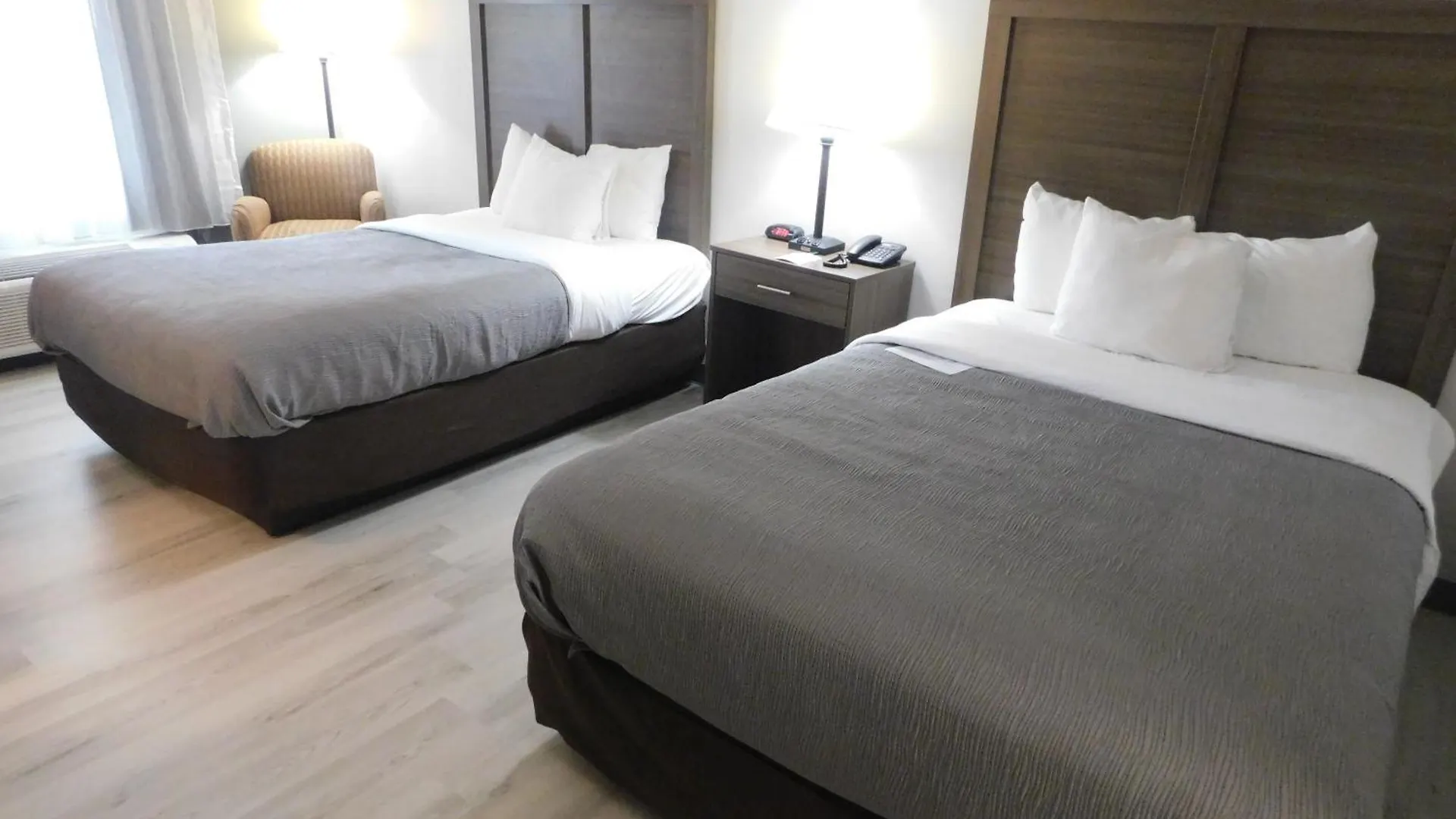 4 Business Hotels Near Old Salem Worth Booking in Winston-Salem
