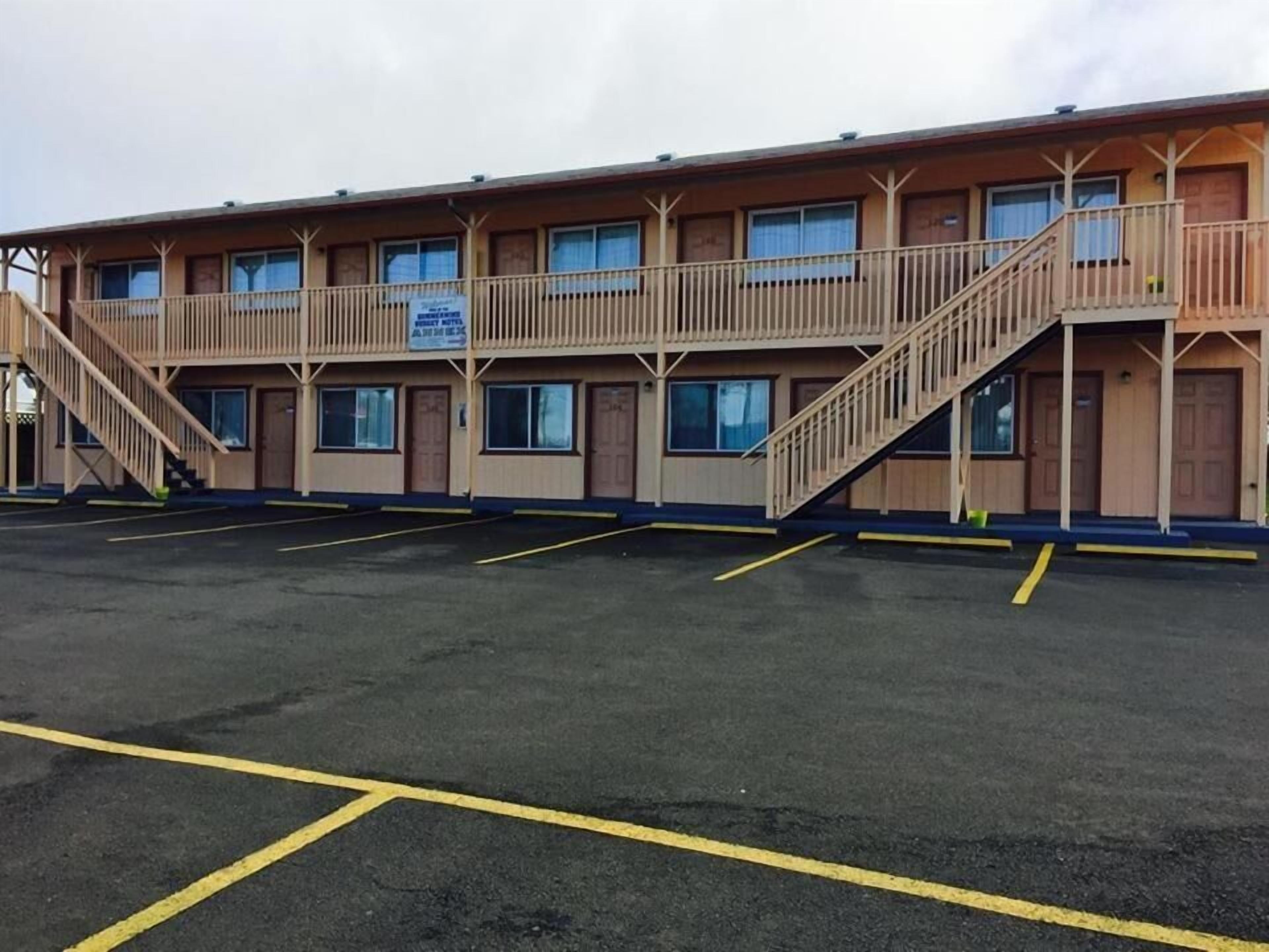 6 Oregon Coast Hotels for Couples That Actually Deliver